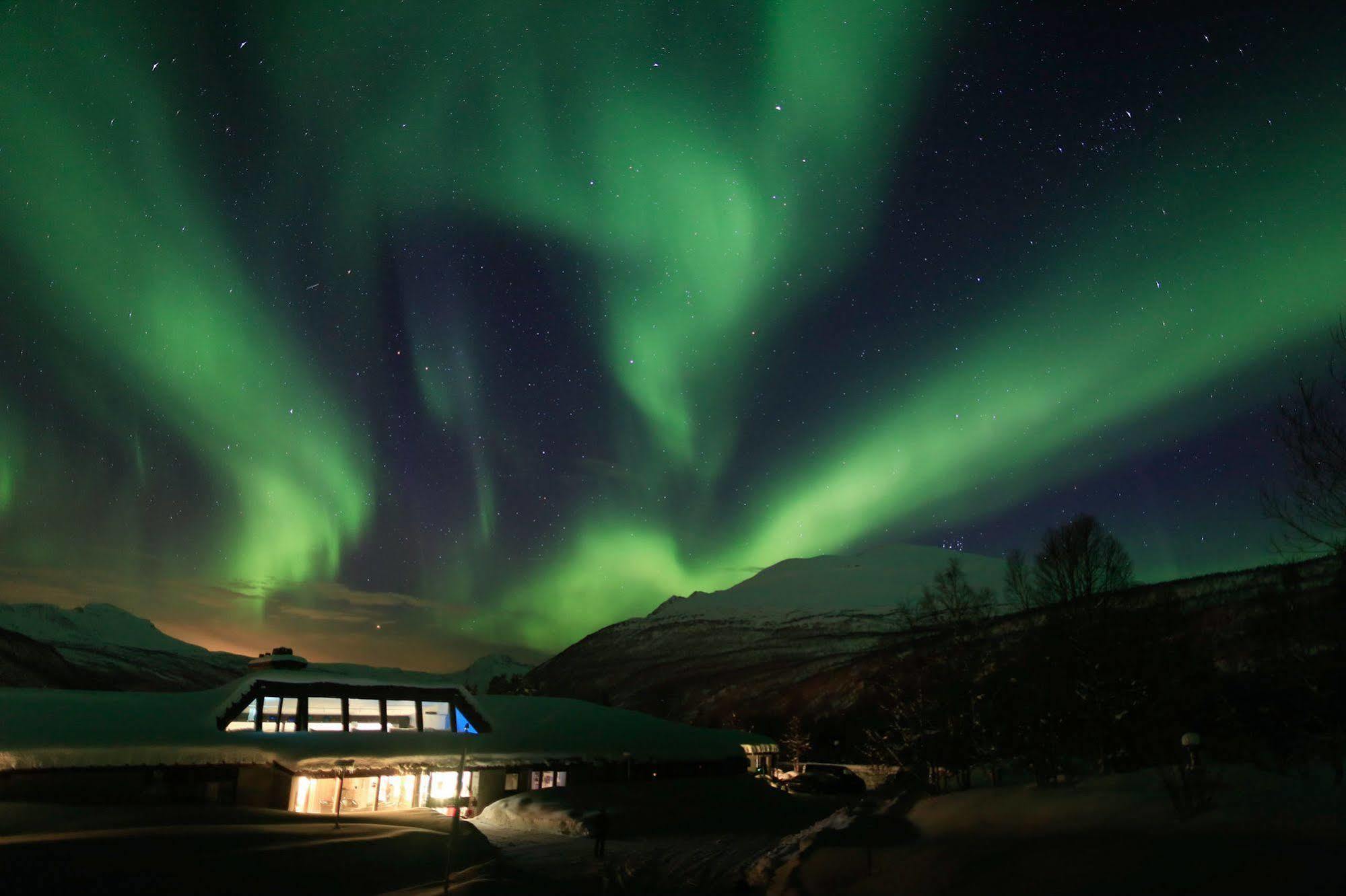 Fjellkysten Hotel Tennevoll Bagian luar foto