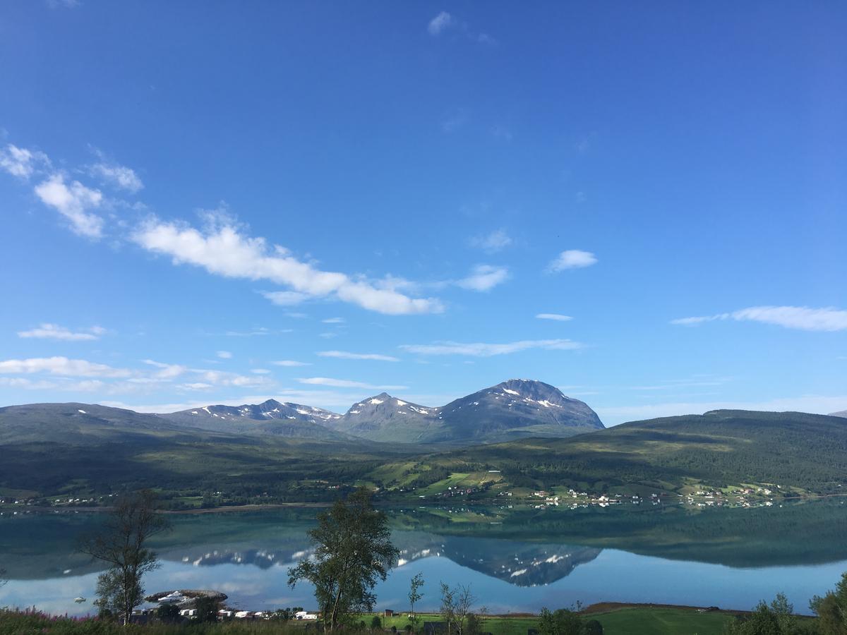 Fjellkysten Hotel Tennevoll Bagian luar foto