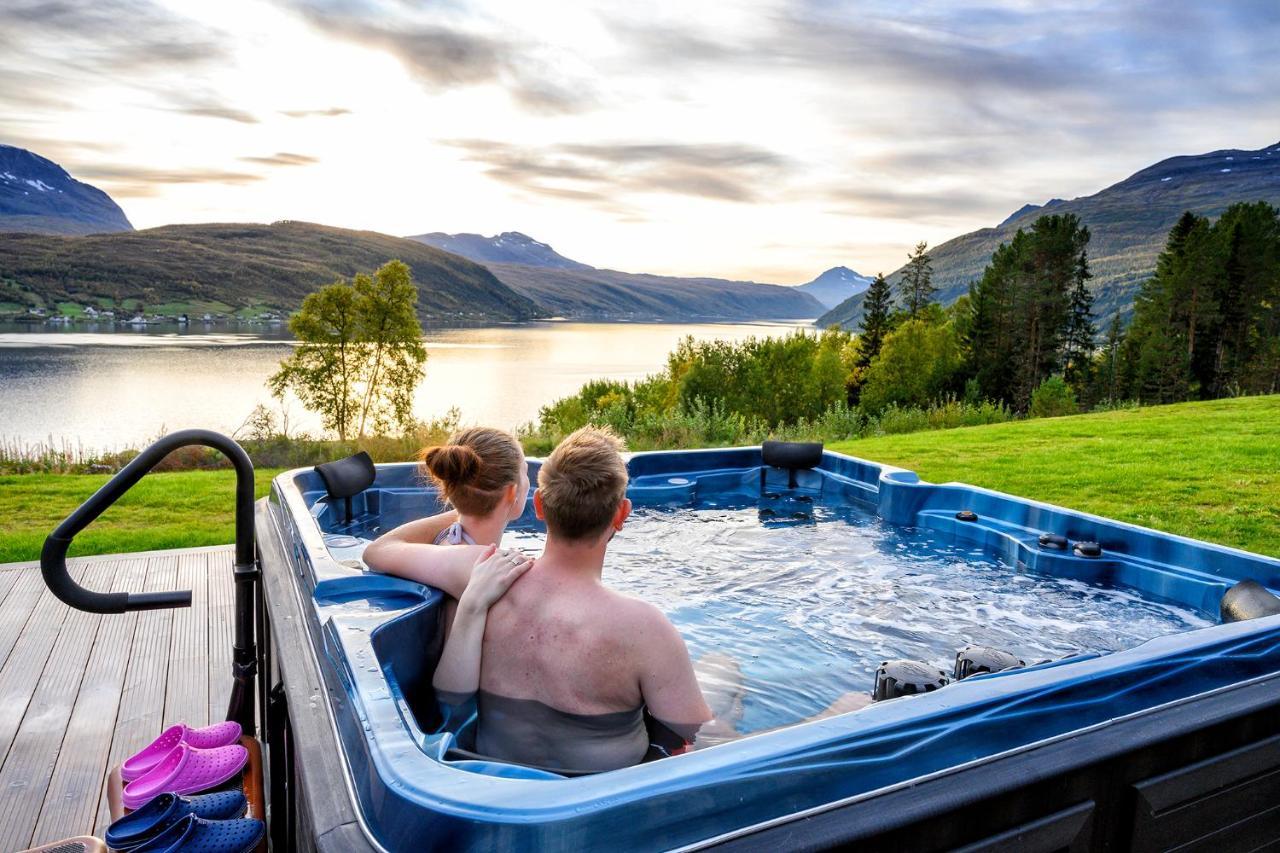 Fjellkysten Hotel Tennevoll Bagian luar foto